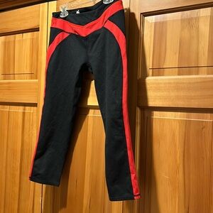 Fabletics capri striped pants NWOT